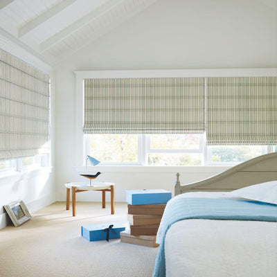Hunter Douglas Carole Fabrics™ Roman Shades